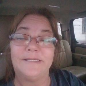 Meet your Posher, Debra